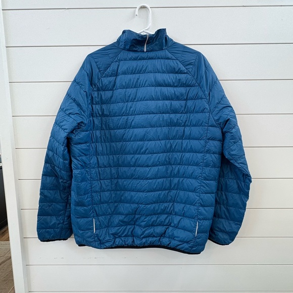 Asics Men's Deep Blue Puffer Jacket - Picture 2 of 6